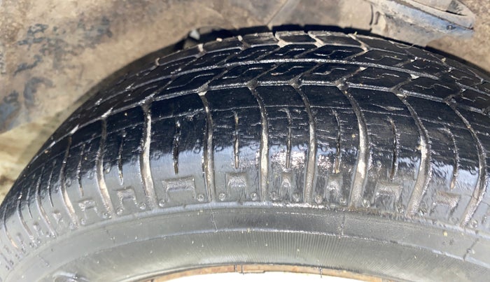 2018 Maruti Alto 800 LXI CNG, CNG, Manual, 25,221 km, Right Front Tyre Tread