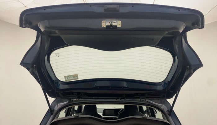 2022 Hyundai GRAND I10 NIOS ASTA AMT 1.2 KAPPA VTVT, Petrol, Automatic, 16,539 km, Boot Door Open