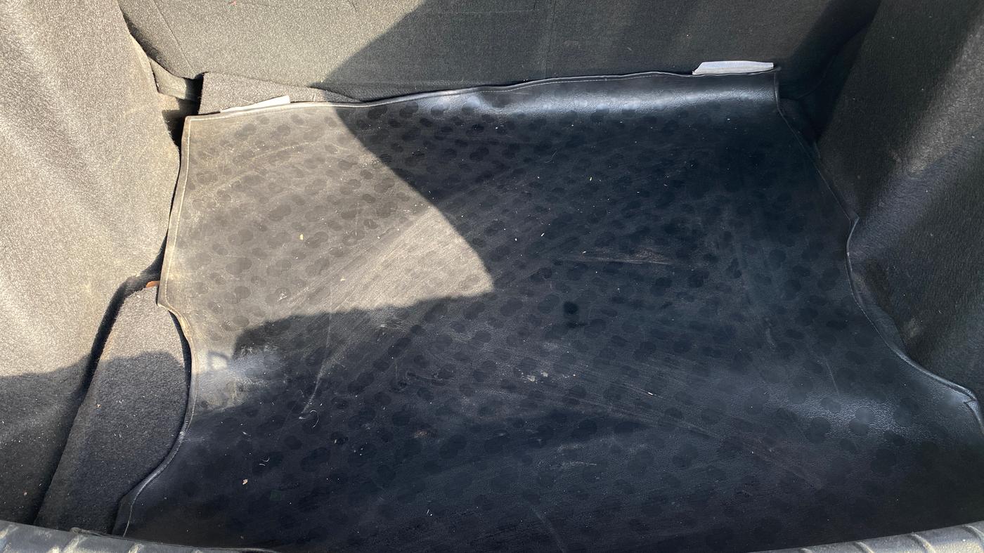 2018 Tata TIGOR XM PETROL, Petrol, Manual, 1,13,615 km, Boot Inside