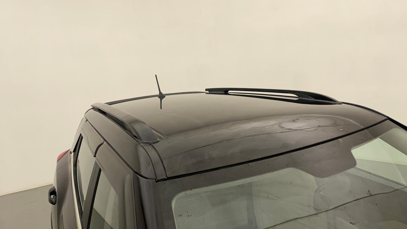 2019 Mahindra XUV300 W6 1.2 PETROL, Petrol, Manual, 39,094 km, Roof