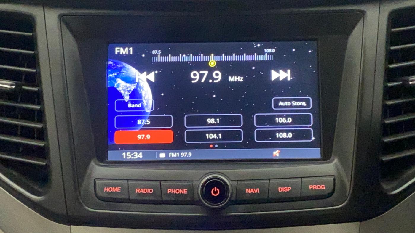 2019 Mahindra XUV300 W6 1.2 PETROL, Petrol, Manual, 39,094 km, Infotainment System