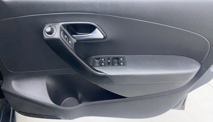 2015 Volkswagen Polo GT TSI 1.2 PETROL AT, Petrol, Automatic, 63,460 km, Driver Side Door Panels Control