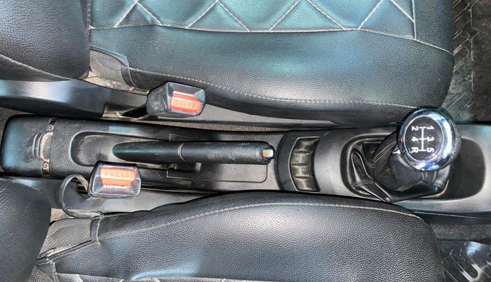 2016 Maruti Wagon R Stingray VXI, Petrol, Manual, 74,043 km, Gear Lever