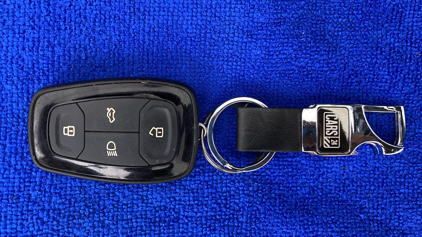 2020 Tata Harrier XZA+ DARK EDITION, Diesel, Automatic, 36,281 km, Key Close Up
