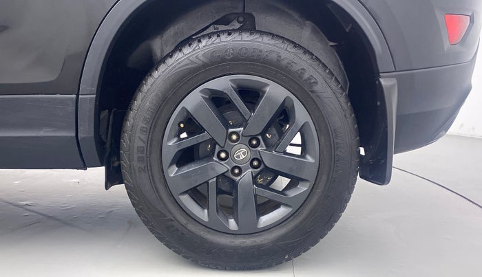 2020 Tata Harrier XZA+ DARK EDITION, Diesel, Automatic, 36,281 km, Left Rear Wheel