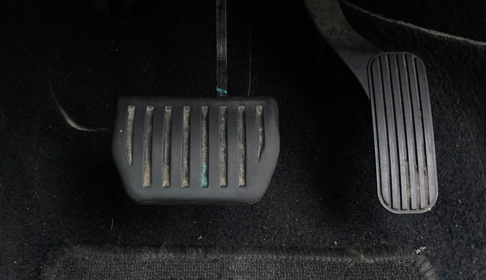 2020 Tata Harrier XZA+ DARK EDITION, Diesel, Automatic, 36,281 km, Pedals