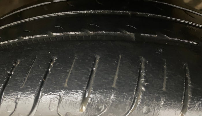 2016 Honda Amaze 1.2L I-VTEC SX, Petrol, Manual, 60,130 km, Right Front Tyre Tread