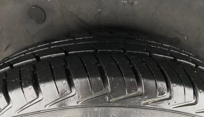 2012 Hyundai i10 ERA 1.1, Petrol, Manual, 74,754 km, Right Rear Tyre Tread