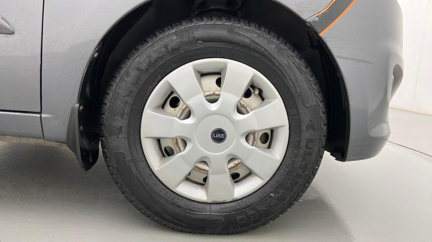 2012 Hyundai i10 ERA 1.1, Petrol, Manual, 74,754 km, Right Front Wheel