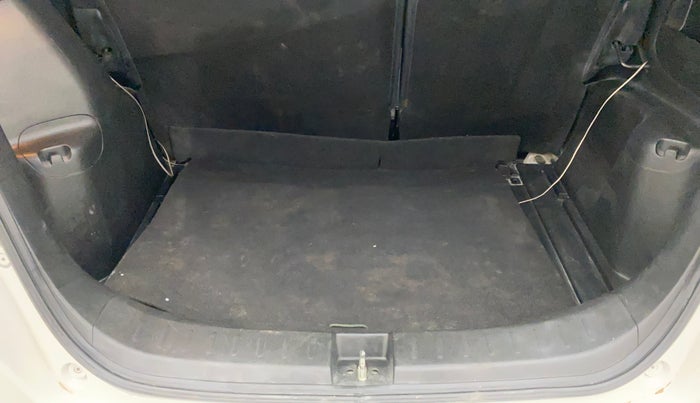 2012 Honda Jazz 1.2L I-VTEC X, Petrol, Manual, 82,395 km, Boot Inside