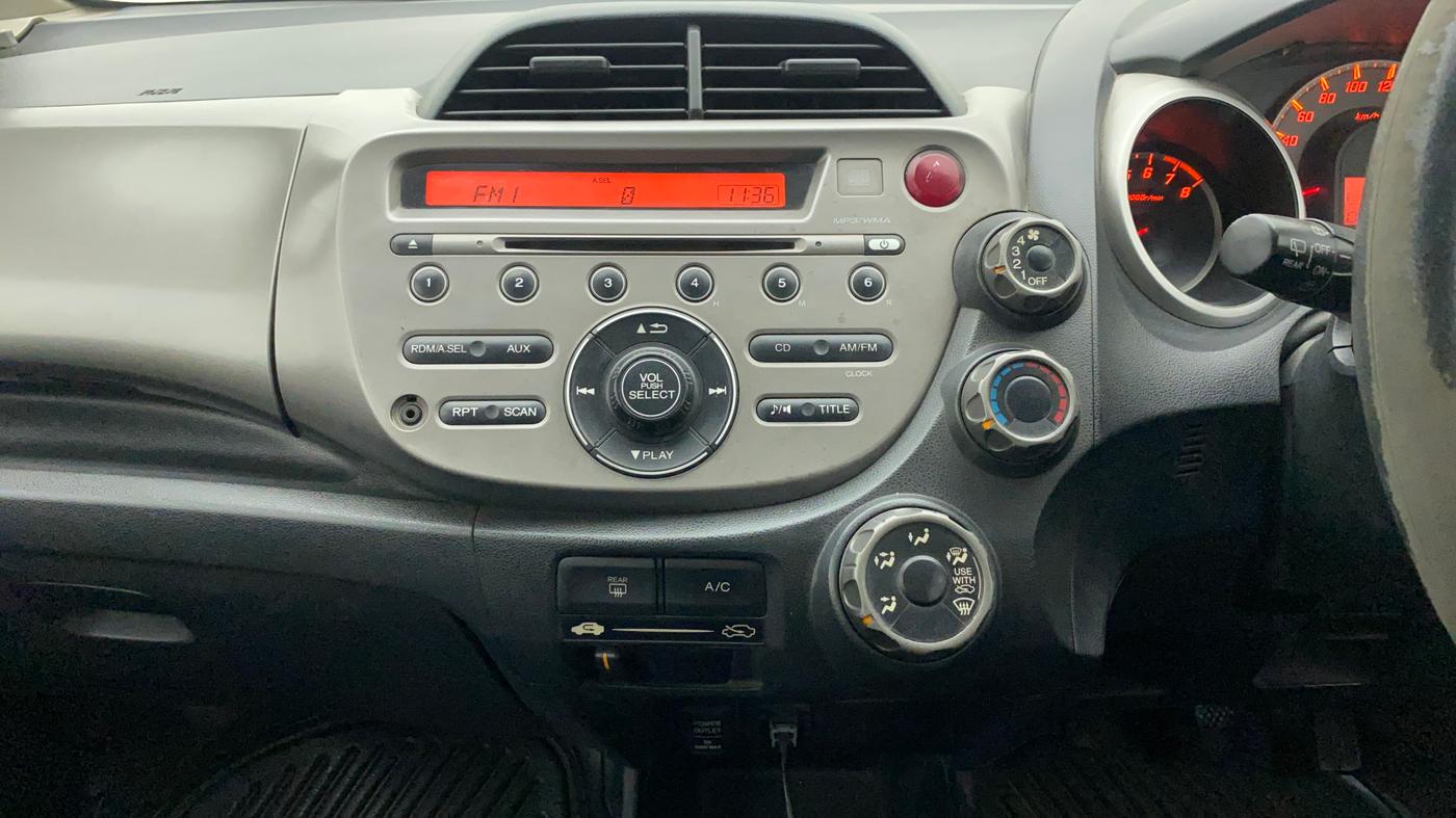 2012 Honda Jazz 1.2L I-VTEC X, Petrol, Manual, 82,395 km, Air Conditioner