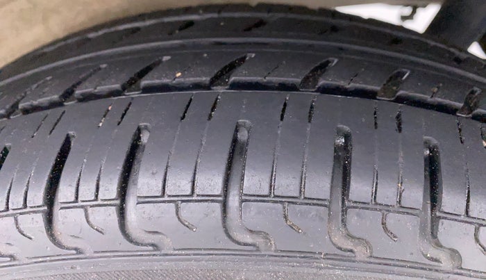 2018 Maruti Wagon R 1.0 VXI, Petrol, Manual, 12,688 km, Left Rear Tyre Tread