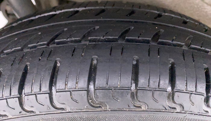 2018 Maruti Wagon R 1.0 VXI, Petrol, Manual, 12,688 km, Right Rear Tyre Tread