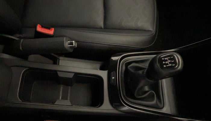 2022 Tata ALTROZ XZ PLUS PETROL DARK EDITION, Petrol, Manual, 54,561 km, Gear Lever