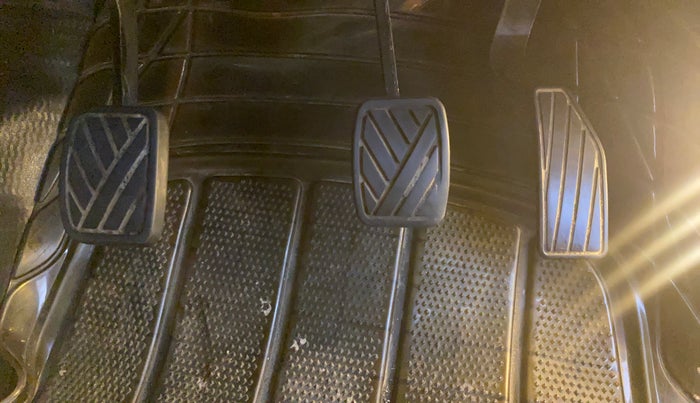 2018 Maruti Celerio VXI CNG, CNG, Manual, 62,089 km, Pedals