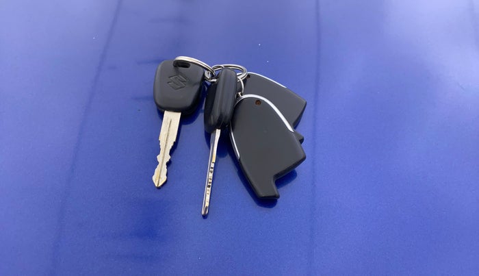 2018 Maruti Celerio VXI CNG, CNG, Manual, 62,089 km, Key Close Up