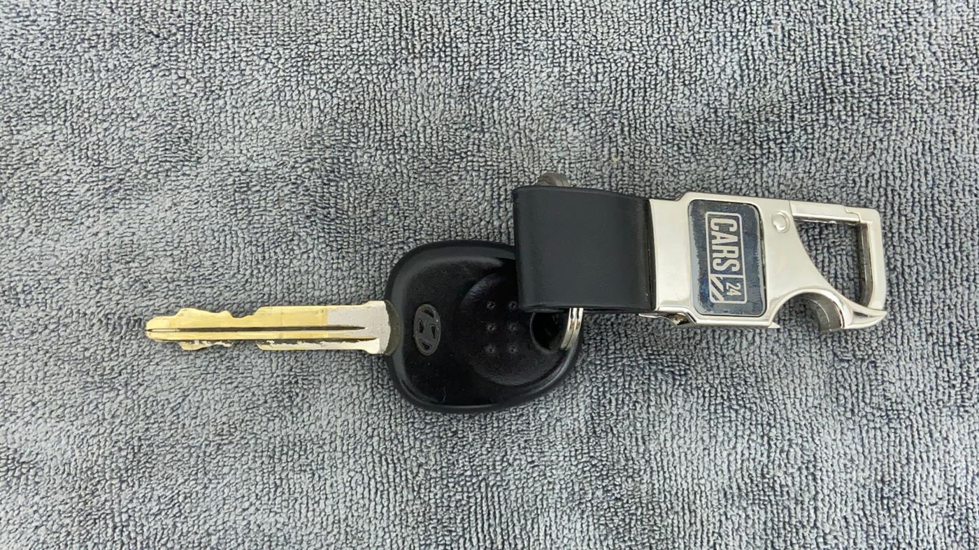 2019 Hyundai NEW SANTRO MAGNA, Petrol, Manual, 17,629 km, Key Close Up
