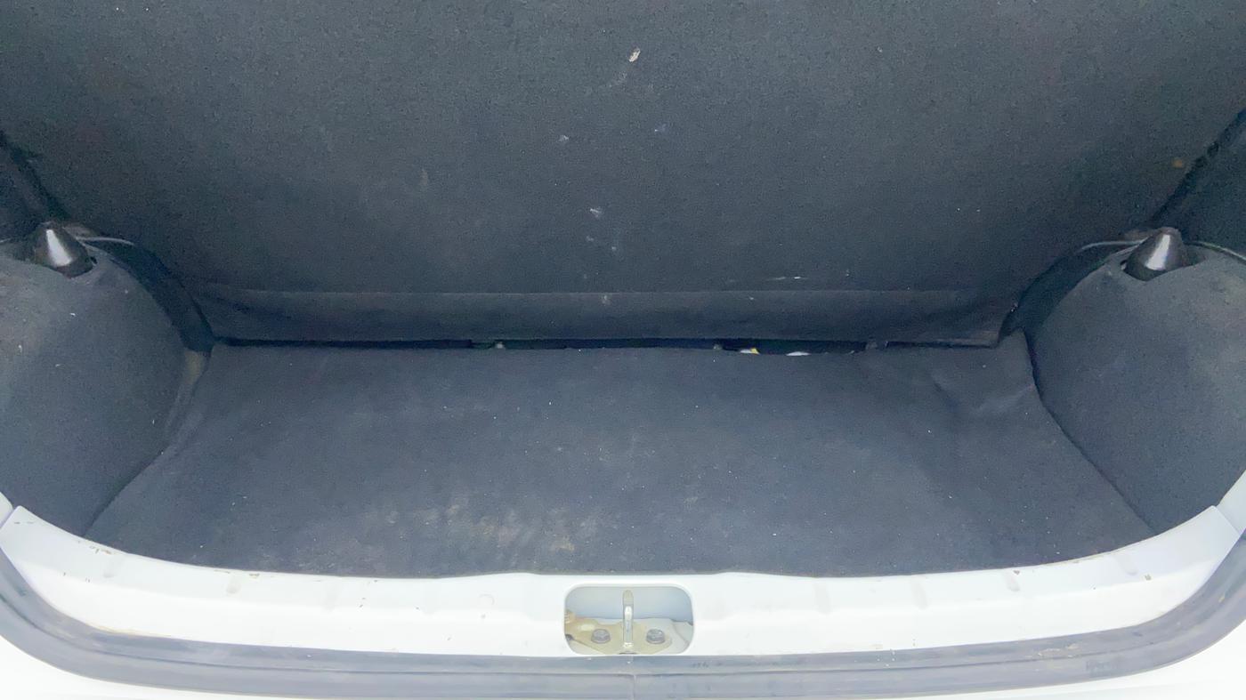 2019 Hyundai NEW SANTRO MAGNA, Petrol, Manual, 17,629 km, Boot Inside