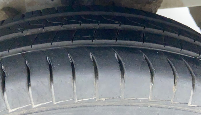 2019 Hyundai NEW SANTRO MAGNA, Petrol, Manual, 17,629 km, Left Rear Tyre Tread