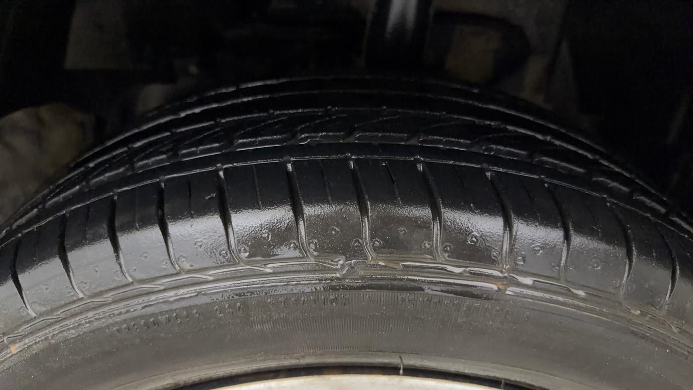 2019 Tata NEXON XM PETROL, Petrol, Manual, 43,084 km, Left Front Tyre Tread