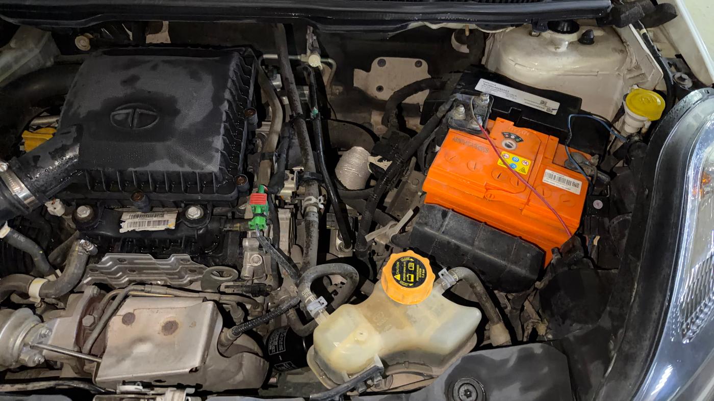 2019 Tata NEXON XM PETROL, Petrol, Manual, 43,084 km, Engine View - Left