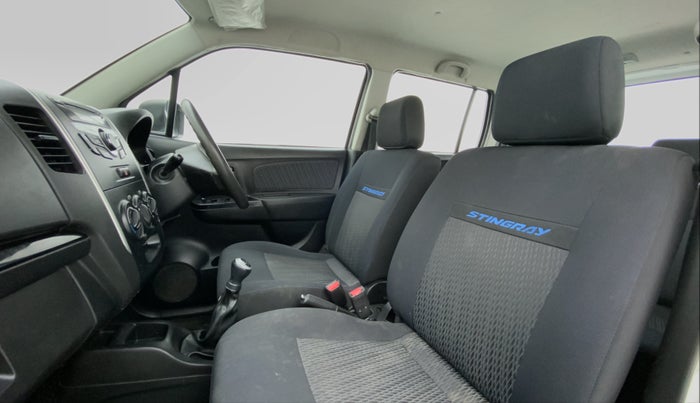2015 Maruti Wagon R Stingray VXI, Petrol, Manual, 70,678 km, Right Side Front Door Cabin