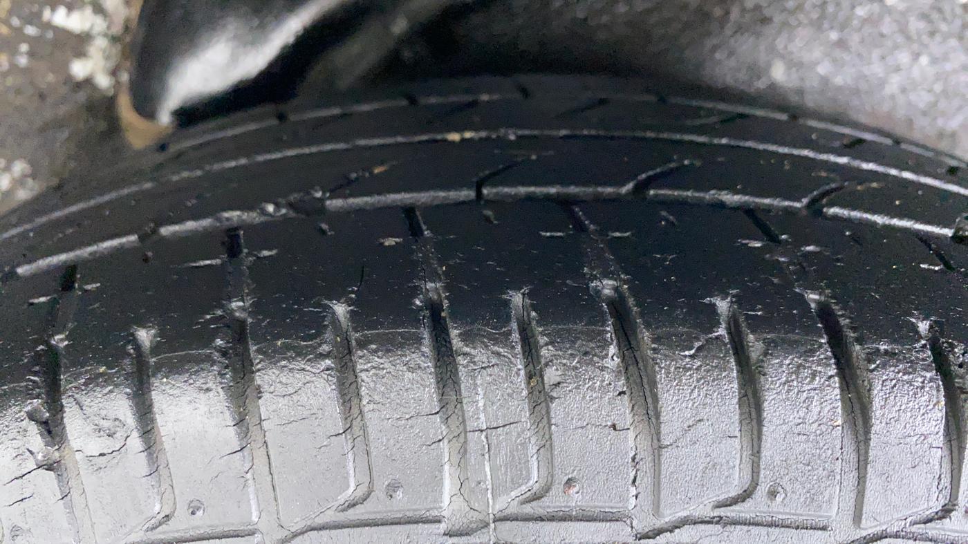 2009 Hyundai i10 ERA 1.1 IRDE, Petrol, Manual, 21,723 km, Left Rear Tyre Tread