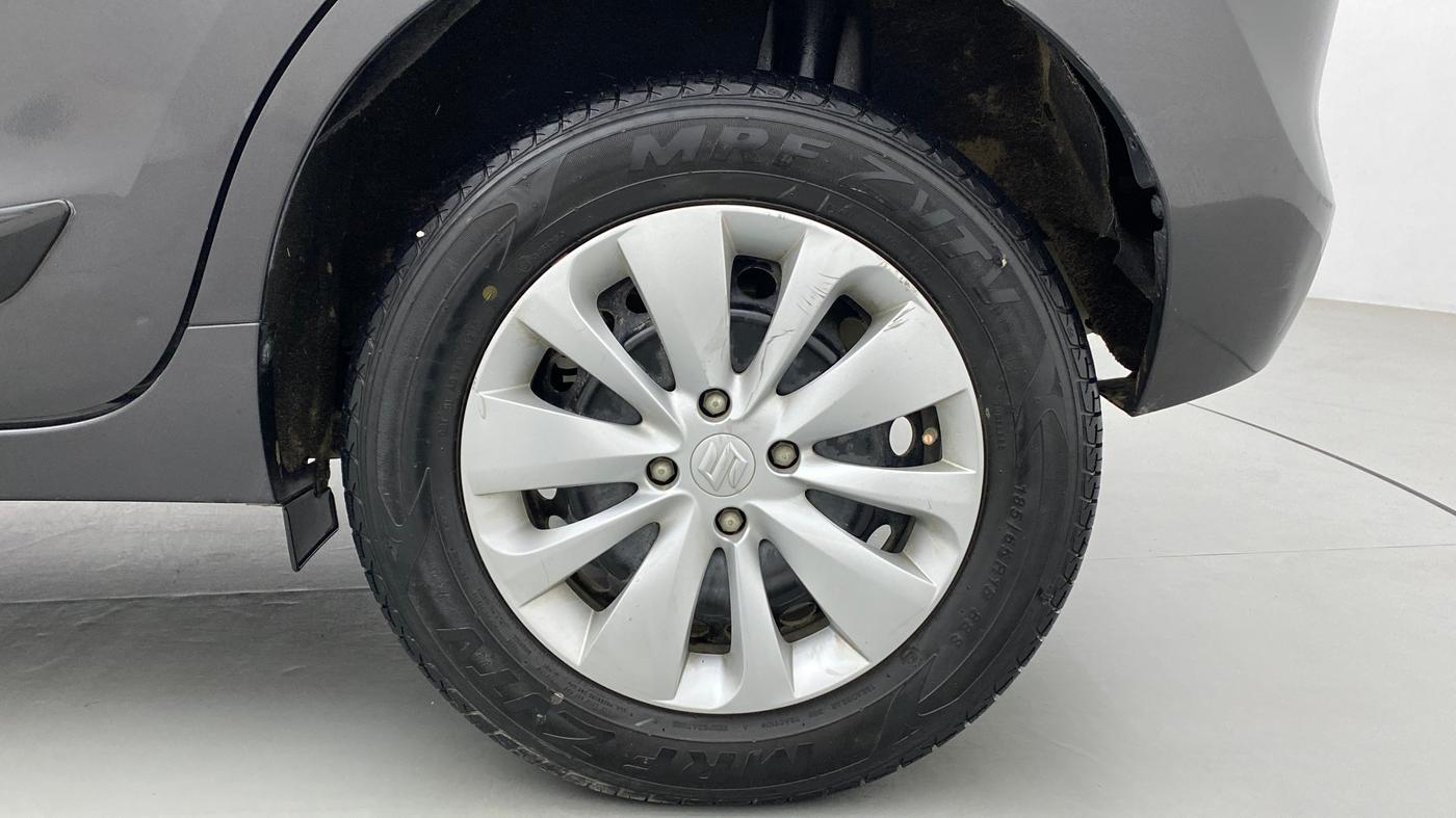 2017 Maruti Baleno DELTA PETROL 1.2, Petrol, Manual, 49,877 km, Left Rear Wheel