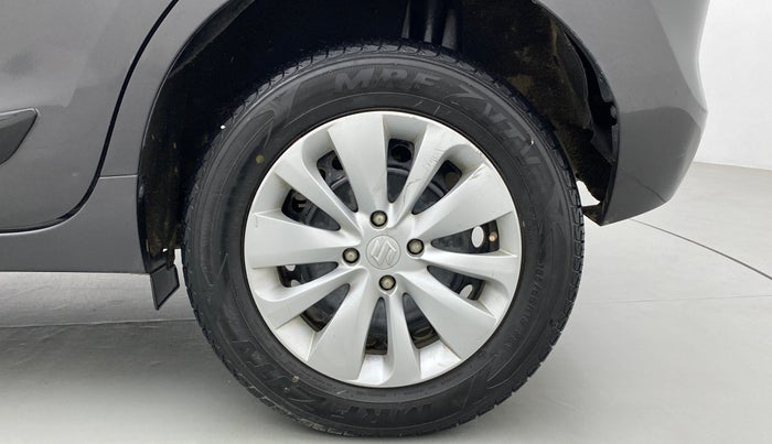 2017 Maruti Baleno DELTA PETROL 1.2, Petrol, Manual, 49,877 km, Left Rear Wheel
