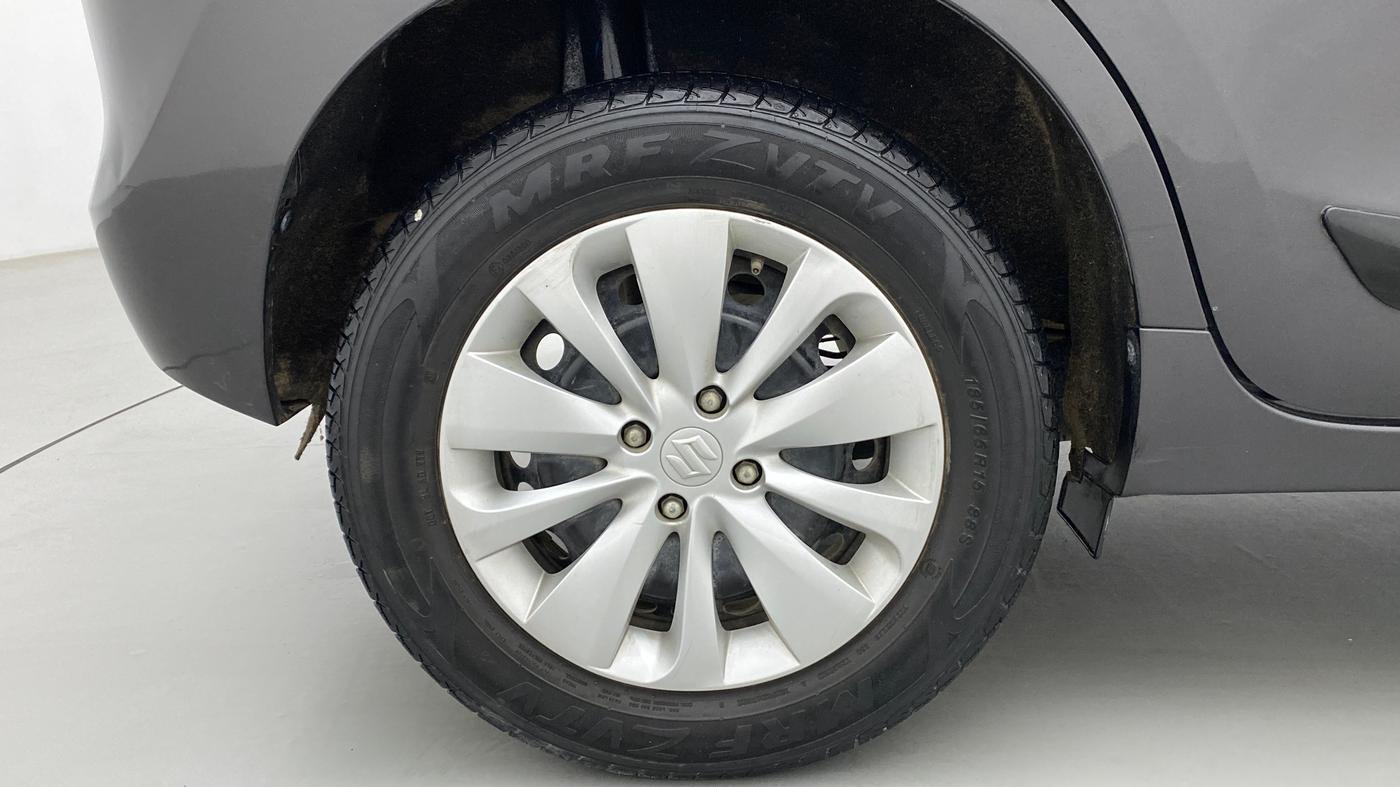 2017 Maruti Baleno DELTA PETROL 1.2, Petrol, Manual, 49,877 km, Right Rear Wheel