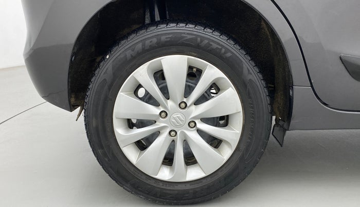 2017 Maruti Baleno DELTA PETROL 1.2, Petrol, Manual, 49,877 km, Right Rear Wheel