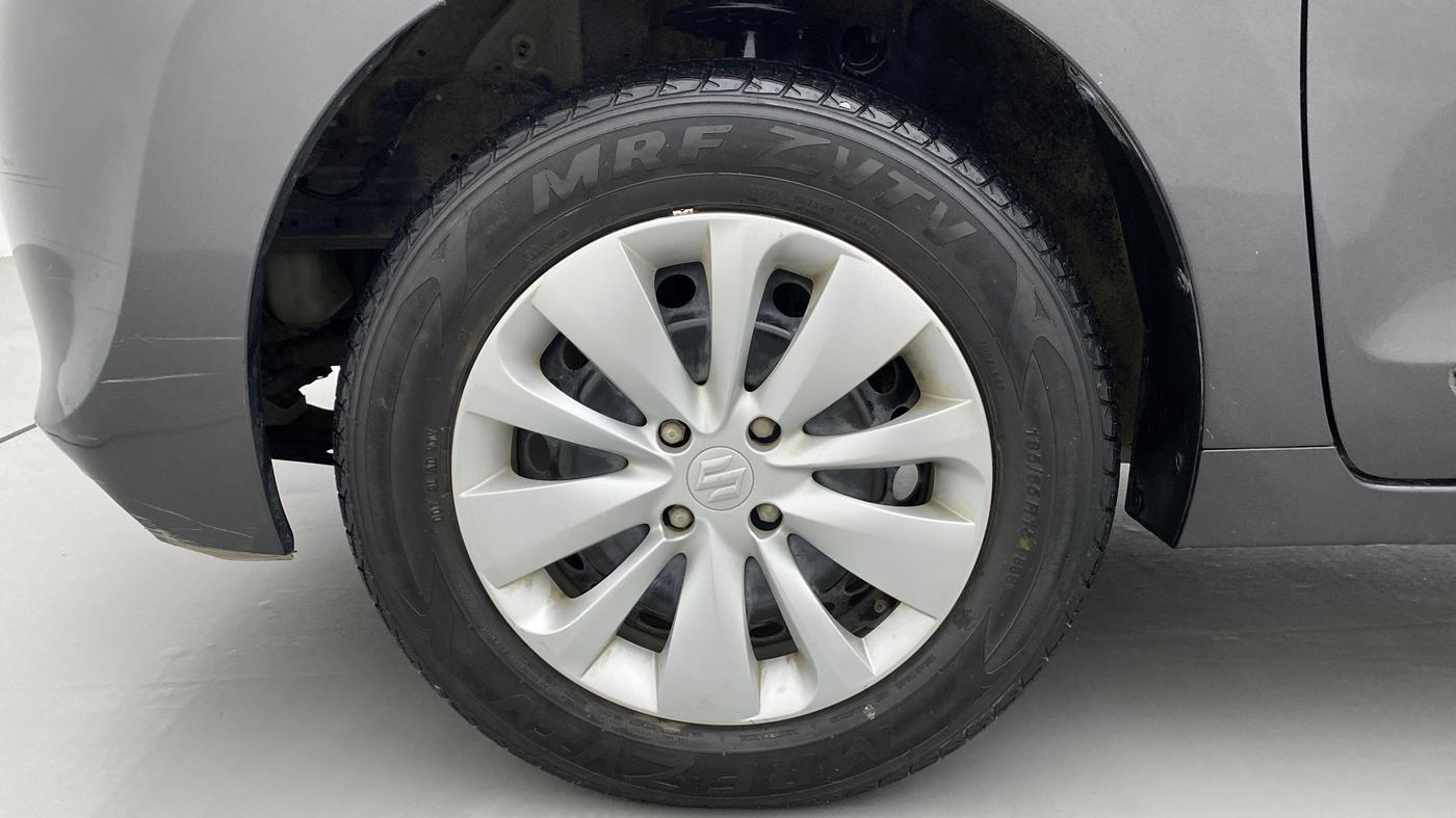 2017 Maruti Baleno DELTA PETROL 1.2, Petrol, Manual, 49,877 km, Left Front Wheel
