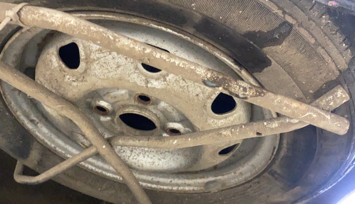 2018 Maruti Eeco 5 STR WITH A/C+HTR, CNG, Manual, 26,716 km, Spare Tyre