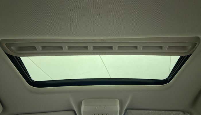 2022 Tata NEXON XZ+ KAZIRANGA 1.2 RTN, Petrol, Manual, 15,103 km, Moonroof/ Sunroof