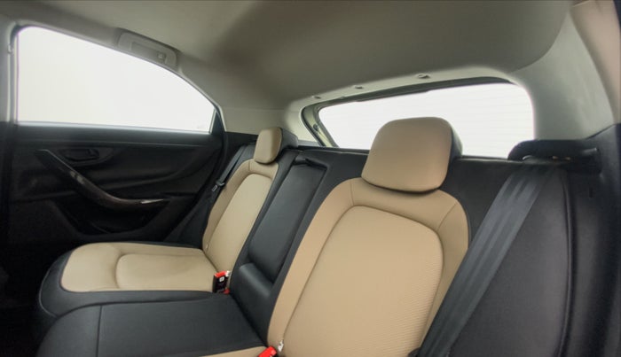 2022 Tata NEXON XZ+ KAZIRANGA 1.2 RTN, Petrol, Manual, 15,103 km, Right Side Rear Door Cabin