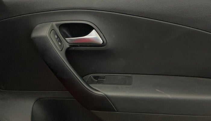 2021 Volkswagen Polo TRENDLINE 1.0L, Petrol, Manual, 47,472 km, Driver Side Door Panels Control