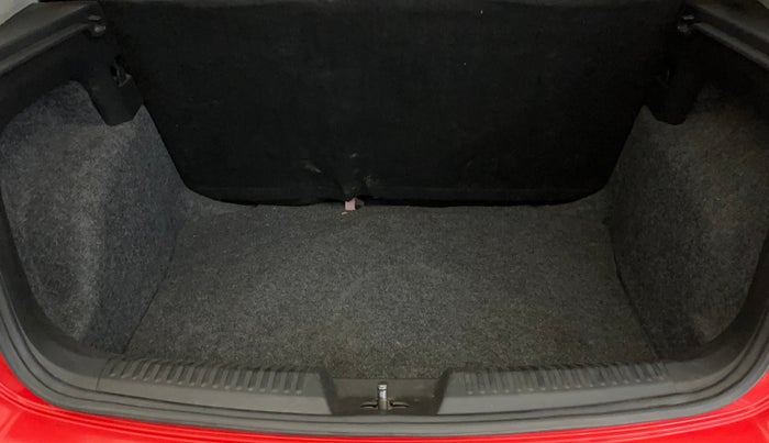 2021 Volkswagen Polo TRENDLINE 1.0L, Petrol, Manual, 47,472 km, Boot Inside