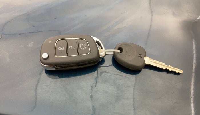 2020 Hyundai GRAND I10 NIOS SPORTZ 1.2 KAPPA VTVT, Petrol, Manual, 65,142 km, Key Close Up