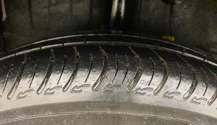 2020 Hyundai GRAND I10 NIOS SPORTZ 1.2 KAPPA VTVT, Petrol, Manual, 65,142 km, Right Rear Tyre Tread