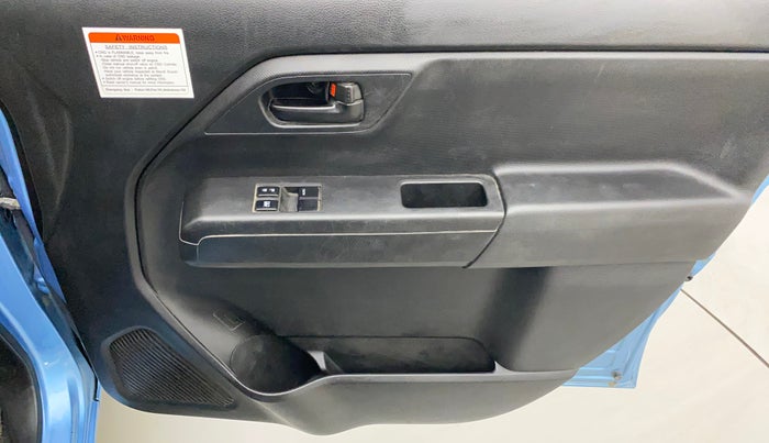 2021 Maruti New Wagon-R LXI CNG 1.0, CNG, Manual, 43,960 km, Driver Side Door Panels Control