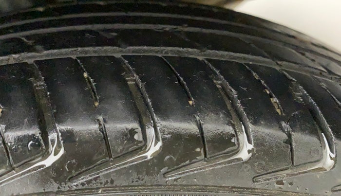 2021 Maruti New Wagon-R LXI CNG 1.0, CNG, Manual, 43,960 km, Left Rear Tyre Tread