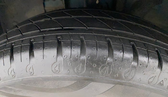 2021 Renault Kwid RXL 1.0, Petrol, Manual, 18,603 km, Left Front Tyre Tread