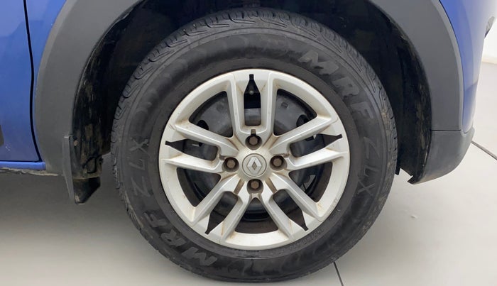 2020 Renault TRIBER RXT, Petrol, Manual, 56,794 km, Right Front Wheel