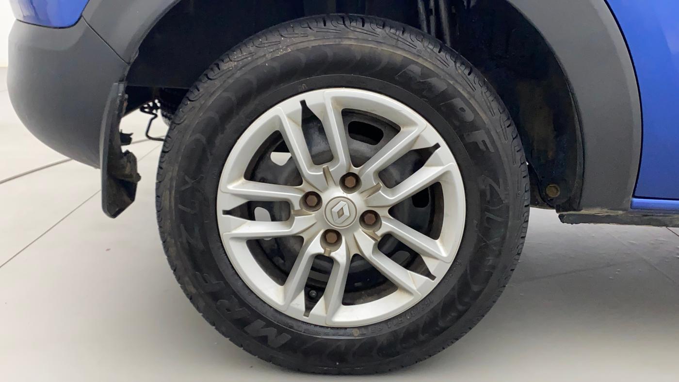 2020 Renault TRIBER RXT, Petrol, Manual, 56,794 km, Right Rear Wheel