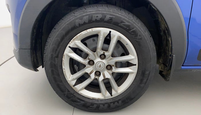 2020 Renault TRIBER RXT, Petrol, Manual, 56,794 km, Left Front Wheel