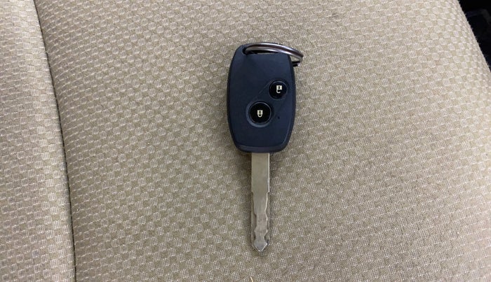 2012 Honda Brio S MT, Petrol, Manual, 79,135 km, Key Close Up