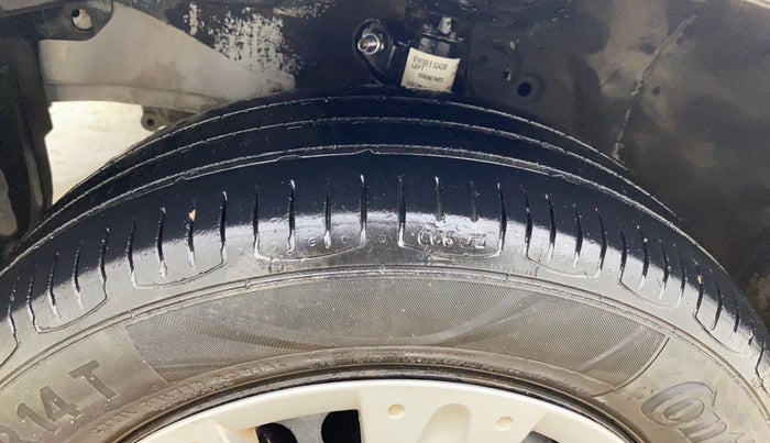 2012 Honda Brio S MT, Petrol, Manual, 79,135 km, Left Front Tyre Tread