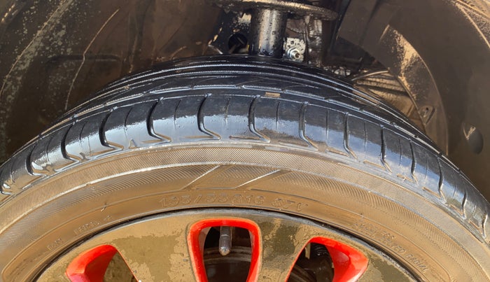 2019 Maruti Baleno ALPHA PETROL 1.2, CNG, Manual, 91,599 km, Right Front Tyre Tread