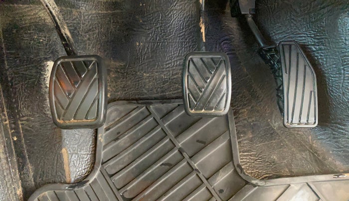 2019 Maruti Baleno ALPHA PETROL 1.2, CNG, Manual, 91,599 km, Pedals