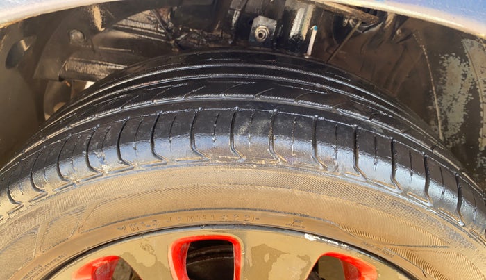 2019 Maruti Baleno ALPHA PETROL 1.2, CNG, Manual, 91,599 km, Left Front Tyre Tread